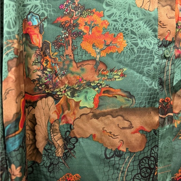 Vici button up shirt. - Picture 2 of 3